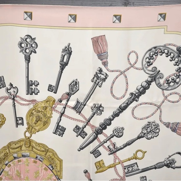 HERMES Carre 90 Scarf "LES CLES" Silk Pink - Picture 3 of 13